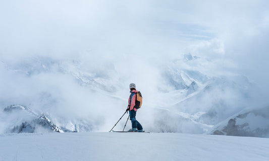 Ski de randonnée en montagne avec les guides de Basalte